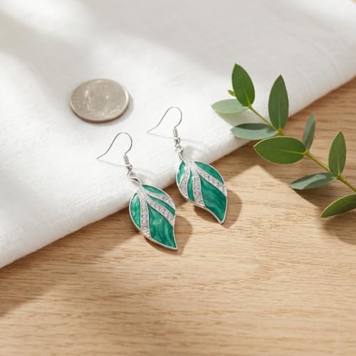 Leaf Dangle Earrings for Women, Boho Tropical Dangling Jewelry, Summer Earring Accessory, Birthday Gift for Her - color: Green