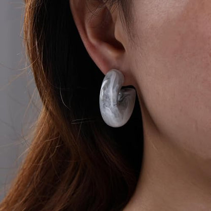 Chunky Acrylic Hoop Earrings White Resin Open Circle Hoop Earrings Round Pearl Studs Thick Acrylic C Shape Earring Pearl Front Back Earring Jewelry for Women - color: Grey