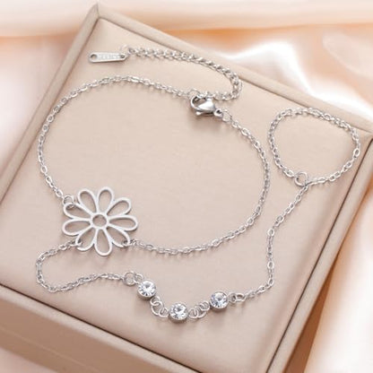 UNIFT Hand Chain Bracelets for Women Set Stainless Steel Adjustable Heart or Four-Leaf Clover Ring Chain Bracelet Trendy Dainty Jewelry Set Gifts - color: silver 3