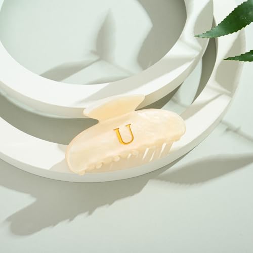 LILIE&WHITE Acrylic Letter Hair Clips For Women Stylish U Initial Hair Claw | Alphabet Hair Clip Fashion Glitter Monogram Claw Clip Elegant And Durable Hair Accessory Large Hair Clips U - color: HC22539U
