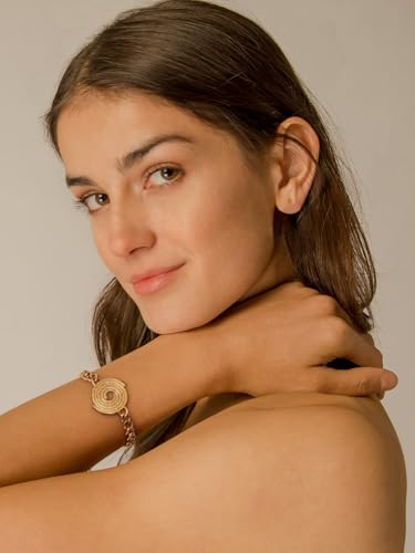 PEARLADA 18k Gold Plated Chain Layerd Bracelet Coin Charm Toggle Bracelet Trendy Cubic Zirconia Jewelry - color: Swirl Plate