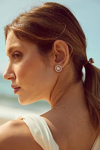 LILIE&WHITE Antique Gold Clip On Hoop Earrings for Women Non Pierced Clip on Earrings with Interwoven Textured Jewelry Gifts - color: EH21315A
