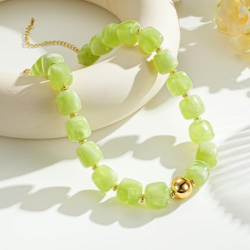 Ritach Chunky Beaded Necklaces for Women - Colorful Large Square Acrylic Beaded Necklace Boho Chunky Necklace Adjustable Statement Choker Necklace for Women Waterproof Summer Beach Jewelry Gifts - color: Light Green