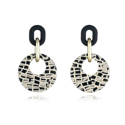 Fashion Round Disc Dangle Earrings for Women Acrylic Black White Plaid Geometric Circle Drop Earrings Chunky Paperclip Chain Link Dangling Earrings Statement Trendy jewelry gift