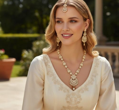 Touchstone Indian jewelry sets for women maang tikka wedding guest gold necklace bollywood jewellery set pageant elegant prom bride accessories western crystal chunky rhinestone necklaces - color: 1 4 White in gold plating pearl drop