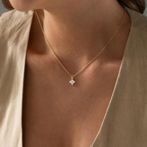 Gold Necklace for Women, Dainty 14K Gold Plated Pendant Necklaces for Women Trendy Simple Choker Chain Cubic Zirconia Circle/Interlocking/Sun/Pearl Necklace Fashion Jewelry Charm Gifts - color: Four-Leaf Clover-Cable
