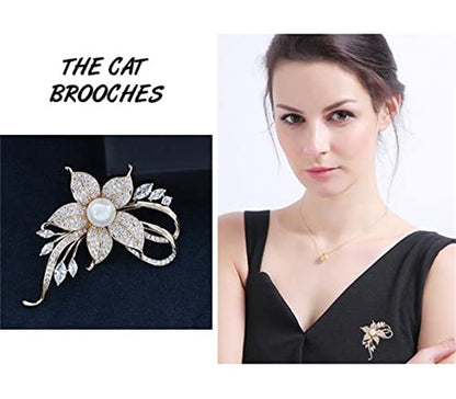Rhinestone Pearl Flower Brooch - Femininity Art Pin Sweater Accessories for Women, Girls, Ladies (1 Count)
