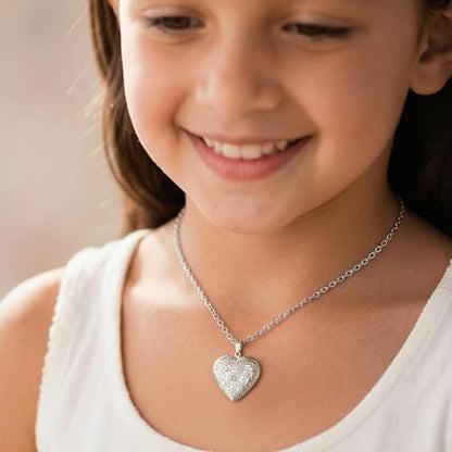 Locket Necklace that Holds Pictures Flower Lockets Pendant Necklaces Birthday Gifts Jewelry - style: Silver Heart