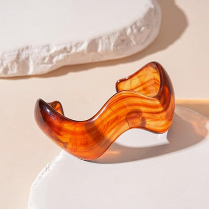 Creative Wave-shaped Opening Cuff Bracelets Statement Colorful Geometric Chunky Bangle Bracelets Acrylic Resin Irregular Wristbands for Beach Vacation Jewelry - color: Amber