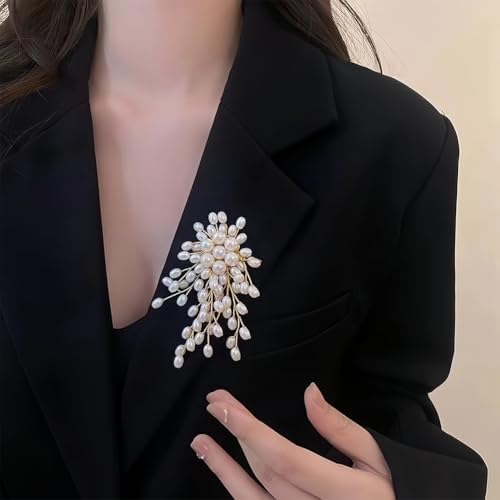 Large Flower Pearl Brooches for Women Fashion White Cluster Pearls Brooch Lapel Pins Fun Formal Dress Clothes Costume Pin Chunky Floral Jewelry Gift