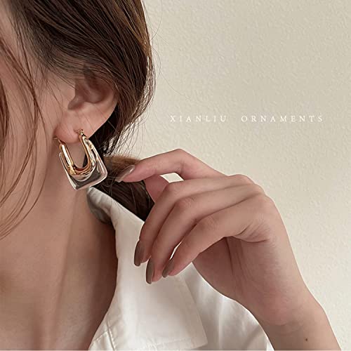 Chunky Clear Retro U Shaped Hoop Minimalist Square Resin Huggie Earrings for Women - color: White