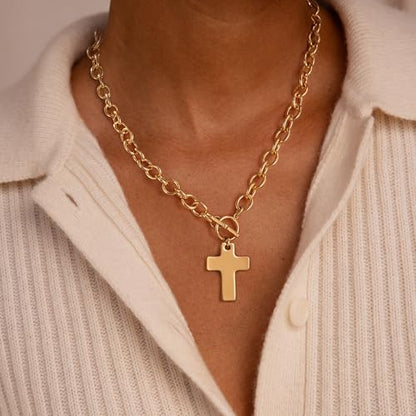 Carffordo Gold Cross Necklaces for Women, Chunky 14K Gold Plated Necklace | Statement Cross Pendant Necklace with Toggle Clasp, Hypoallergenic Waterproof Bold Chain, Trendy Charm Jewelry Gift for Her - color: fashion cross