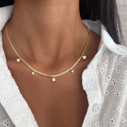 Gold Choker Necklace for Women, Dainty Gold Necklace 14k Gold Plated Simple Coin Butterfly Choker Necklaces for Women Trendy Charm Cute Non Tarnish Gold Necklace Fashion Waterproof Jewelry - color: B-Gold