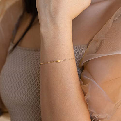 VRIUA Dainty Gold Bracelets for Women, 14K Gold Plated Layered Bracelet Simple Sparkle Twisted Chain Bracelets Adjustable Diamond Bracelets Set Gold Jewelry for Women - color: Heart gold