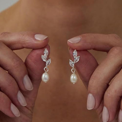 Pearl Earrings for Women Gold Pearl Drop Dangle Earrings Wedding Bridal Bridesmaid Jewelry Gifts for Women - color: 3 leaf pearl