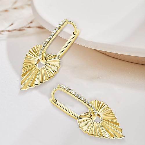 Gold Small Hoop Earrings for Wome | 14K Gold Plated Dainty Small Huggie Earrings S925 Sterling Silver Post Lightweight Drop/Dangle Huggie Earrings - color: Heart