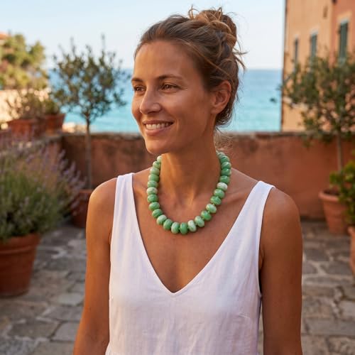 Chunky Acrylic Beaded Necklace for Women, Boho Oversized Disc Fake Turquoise Resin Bead Chain Statement Choker Lightweight Adjustable Summer Beach Jewelry Gift - color: Oversize Disc Green