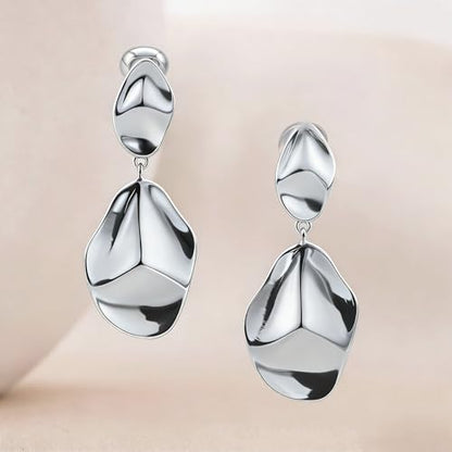 FAN&LOUIS Gold Silver Clip On Dangle Earrings Women,14K Gold Teardrop Statement Dangle Earrings Clips Lightweight Hammered Drop Dangle Clip-on Earrings for Women - style: Silver