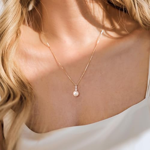 Pearl Necklaces for Women Trendy,Dainty Pearl Pendant Necklace | 14k Gold Plated Elegant Pearl Necklace,Simple Pearl Pendant,Dainty Gold Jewelry,Waterproof Summer Bridal Wedding Accessories - color: GOLD-17