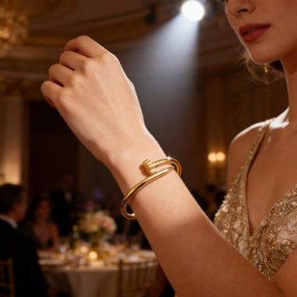 Adjustable Nail Bracelet for Women – Stainless Steel Cuff with Eight-Leaf Flower Detail, On-Trend Statement Jewelry