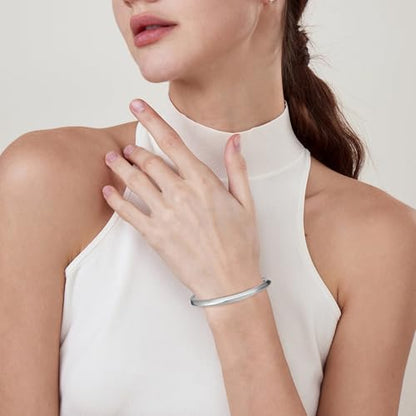 Dletay Urn Bracelet Cremation Bracelet for Ashes Memorial Ashes Bracelet Openable Cuff Bangle Bracelet - color: Silver twisted pattern