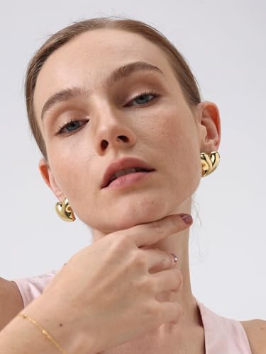 FRUMOS 18K Gold Plated Chunky Hoop Earrings for Women Fashion Thick Gold Hoops Set Jewelry for Birthday Christmas Gifts - color: Better Together Heart