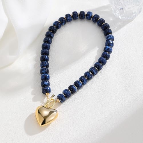 Chunky Heart Necklaces for Women Colorful Resin Beaded Necklaces for Women Gold Puffy Heart Statement Necklace Trendy Acrylic Choker Jewelry Gift - color: C