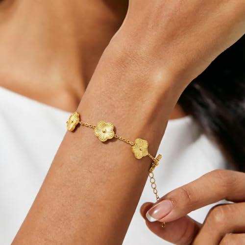 Gold Bangle Bracelets for Women -2PCS Friendship & Love Bangle Bracelet Clover Nail Bracelet Stack Set Trendy Non-Tarnish Stainless Steel Jewelry Gifts for Mom Wife Her - color: Gold 3PCS