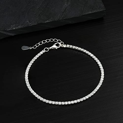 AeraVida Square White Cubic Zirconia Center .925 Sterling Silver Bracelet | Classic Minimalist Style | Jewelry Gifts for Women | Sterling Silver Bangle Bracelet