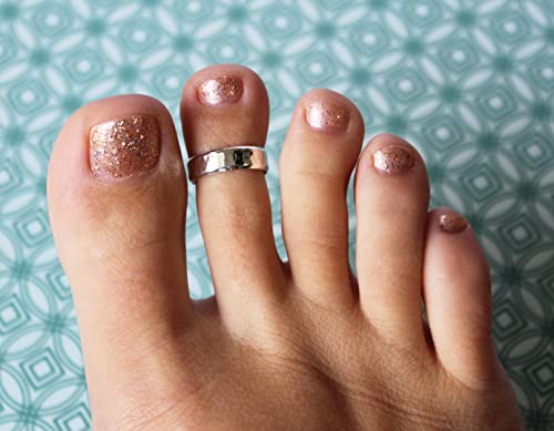 TOE RINGS & THINGS | 5mm Wide Hammered Toe Ring .925 Sterling Silver | Adjustable Size | Unisex Style for Men or Women