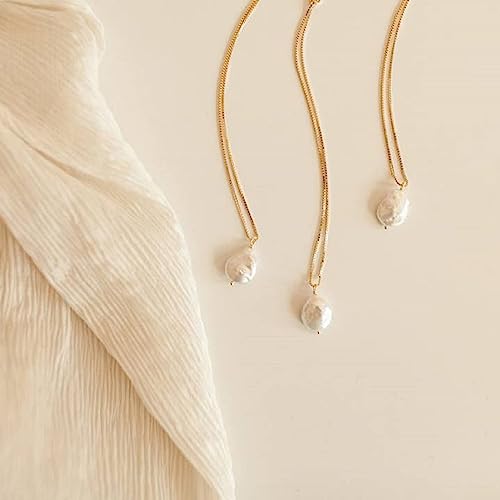Kyerlyn Dainty Pearl Pendant Necklaces for Women 14K Gold Plated Handmade Layered Pearl Chain Necklace Delicate Layered Pearl Necklace Everyday Jewelry Gift - color: Irregular Pearl-Gold