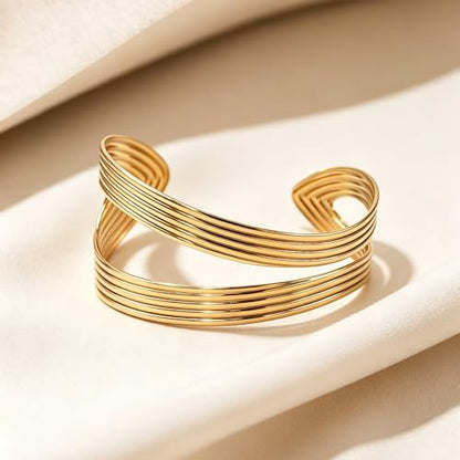 Chunky Gold Bangle Bracelets for Women Statement Bracelet for Dainty Charm Women Jewelry - color: Gold Stripes Bracelet