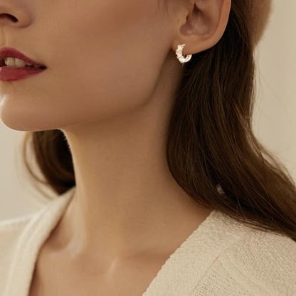 18K Crystal Heart Hoop Earrings for Women with Locket Design, White Crystal Cubic Zirconia Dangling Earrings Fine Jewelry Gifts for Her - color: Ring