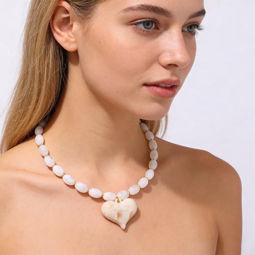 Chunky Beaded Necklaces for Women Trendy Colorful Acrylic Bead Statement Necklace Puffy Heart Pendent Necklaces for Women Boho Fashion Jewelry - color: G-beige
