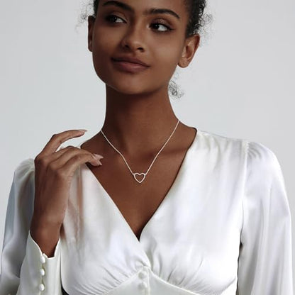 Airmb Heart Necklace for Women Gold/Silver Plated Trendy Heart Choker Lover Pendant Hypoallergenic Fashion Gold/Silver Necklace for Women Love Jewelry Gift for Women Girlfriend - color: Hollow-Heart-Silver