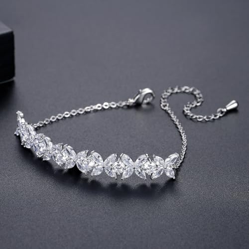14K Gold Moissanite Tennis Bracelet For Women, D Color VVS1 Brilliant Cut, Adjustable Bracelet, Delicate Valentine's Day Gift - color: Flower Style-2