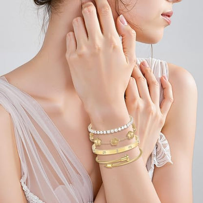 Bracelet Bangle Set, 4pcs Stackable Four Leaf Gold Bracelet Set for Wife Mom Girlfriend - color: Gold (K1)