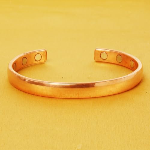 Touchstone Indian Handcrafted Pretty Tapered Pattern Triple Magnet Hand Forged With Solid And High Gauge Minimalistic Elegance Pure Copper Bracelet In Natural Tone. - style: Convex Plain 3