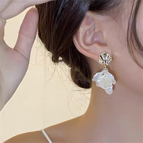 Seashell Pearl Stud Earrings for Women Ocean Sea Theme Sweet Double Layer Acrylic Shell Lightweight Dangle Drop Earrings for Summer Beach Holiday Halloween Party Jewelry Accessories - color: Gold seashell earrings