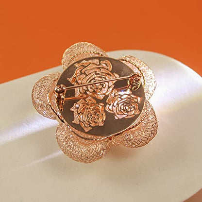 Brooches Fashionable and Refined Hollow-Out Breastpin for Girls Ladies and Women | Clothes Pin | Brooches and Pins for Women | Daisy Pin | Ladies Jewelry | Flower Brooch - color: Gold