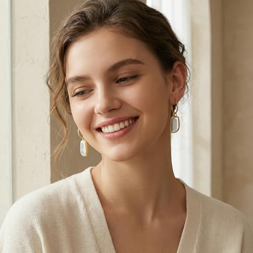 Antique Gold Hammered Disc Drop Earrings Boho Earrings with Two Tone Jewelry Gift - color: EH22699A