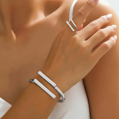 Chunky Gold Bracelet and Ring Jewelry Set,Thick Bracelets Stack Statement Rings Set Non Tarnish Chunky Bangles Jewelry Gits for Women - color: Silver