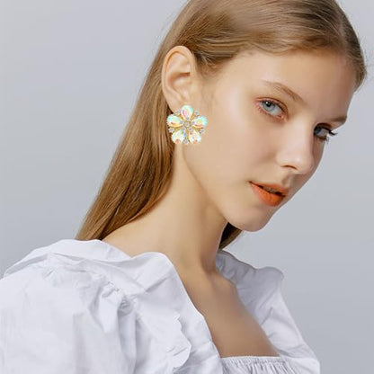 Bohemian Sparkly Crystal Flower Sliver Lightweight Stud Earrings Peach Blossom Rhinestone Floral Dangle Earrings For Women Jewelry Gifts - color: Colorful White
