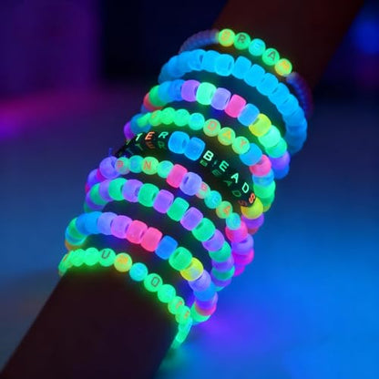 1000Pcs Glow Letter Beads Acrylic Alphabet Bead Glow in The Dark, 4x7 mm Round Beads for Friendship Bracelets and DIY Crafts - color: Glow in the dark(Round)