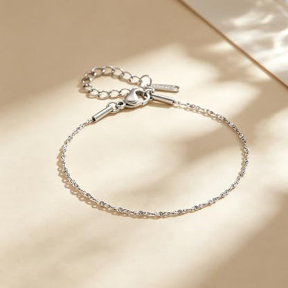 Minimalist Chain Bracelet, Sparkling Dainty Star Chain Jewelry | A chain bracelet made from durable stainless steel. Its reflective, textured design adds a touch of refined elegance. - color: Silver