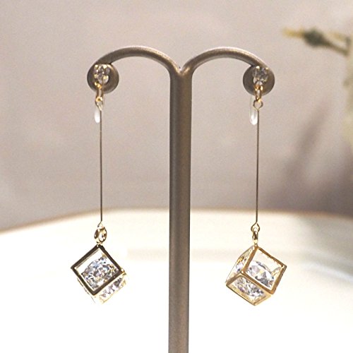 Drop Cubic Zirconia Invisible Clip On Earrings for Women Not Pierced Gold Teardrop Sqaure CZ Crystal Dangle Gold Silver Comfortable Clip On Earrings Bridal Wedding Prom - color: Cube Gold