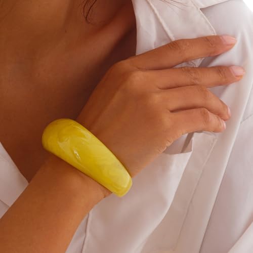 Colorful Acrylic Resin Open Cuff Bracelets Simple Transparent Chunky Thick Bangle Statement Irregular Geometric Resin Wide Wristband Chunky Acetate Wrap Cuff Bracelets - color: Yellow
