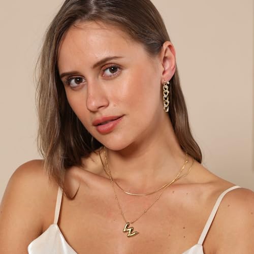 LUCA SMITH 2-Piece Initial Necklaces for Women, Dainty Balloon Bubble A-Z Letter Necklace Set, Name Letter Alphabet Pendant Layered Choker Necklaces Personalized Jewelry Gift - color: Gold bubble letter necklace, style: Initial Set-W