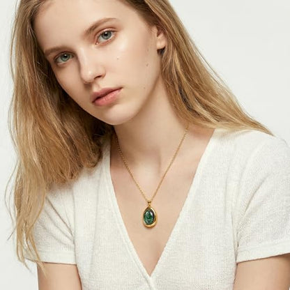 Colorful Natural Stone Necklaces for Women Trendy 14K Gold Plated Oval Gemstone Pendant Statement Necklace Jewelry Gifts for Women - color: Green