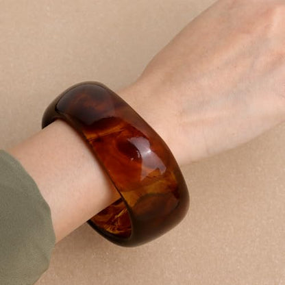 Chunky Resin Wide Bangle Bracelets for Women, Trendy Statement Minimalist Acrylic Bracelet Prom Holiday Jewelry Gift - color: Bangle Brown